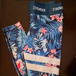 Stronger tights - Storlek M, aldrig använda.