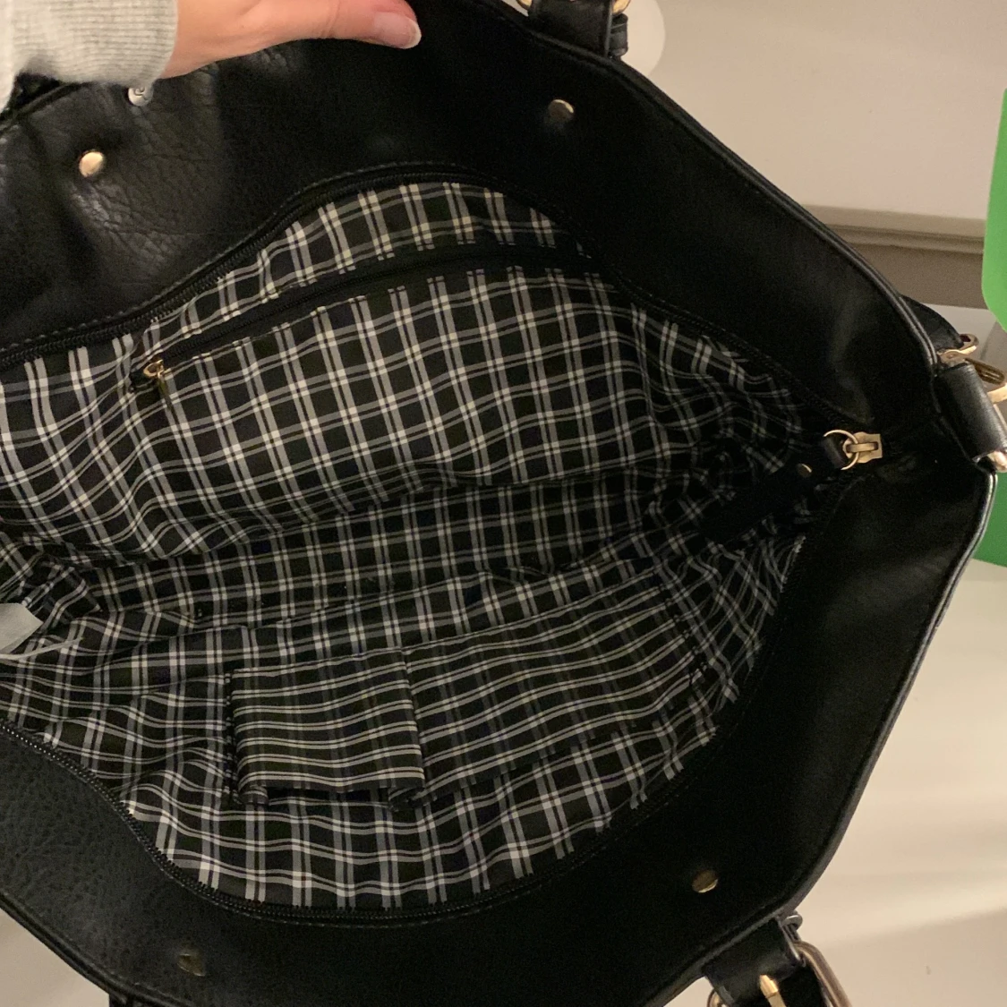 Svart handväska - 90