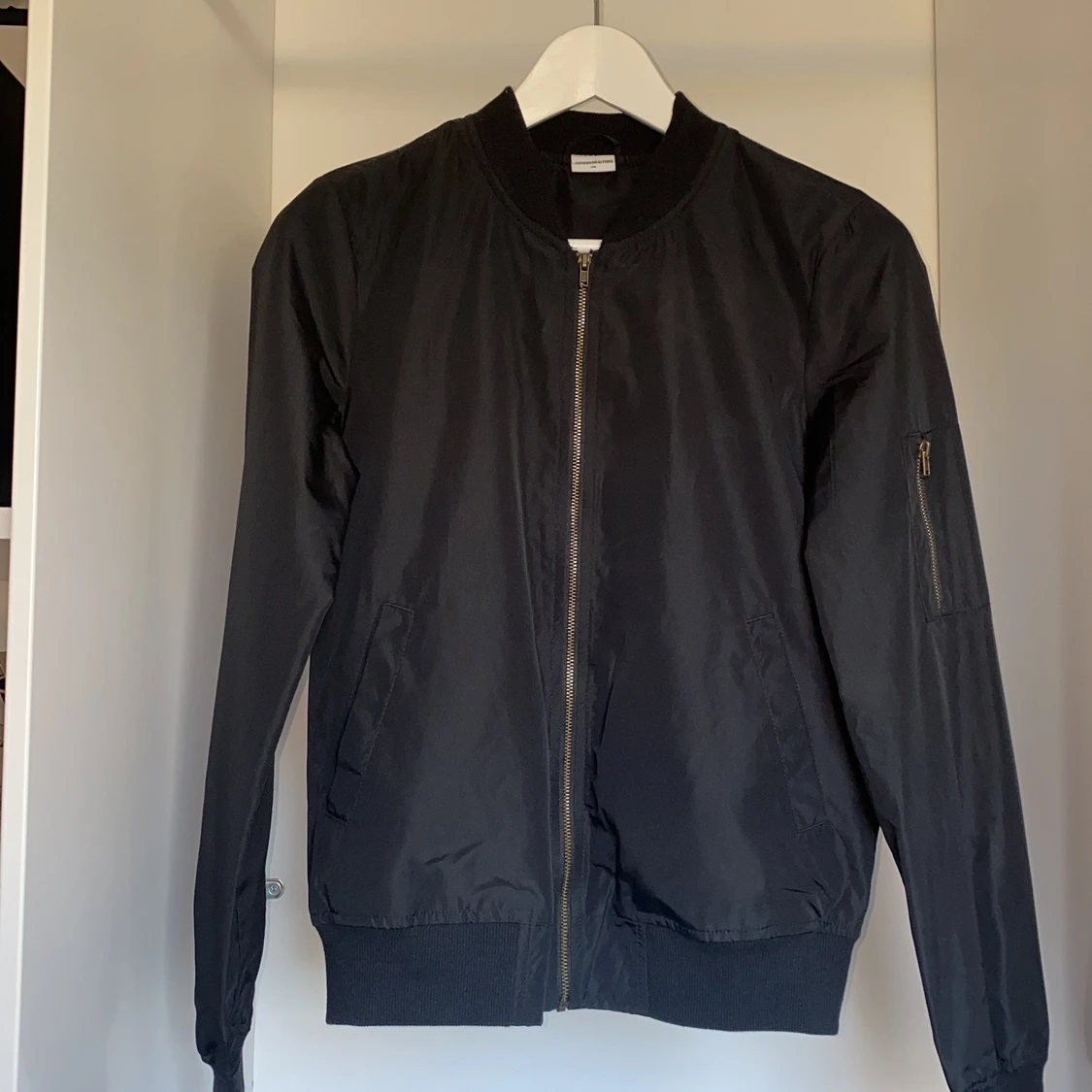 Bomberjacka storlek 34, oanvänd