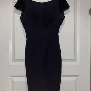 Klänning - Klänning 100kr