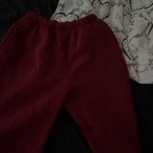 Mjukisbyxor från gina tricot - Använder inte därför säljer jag