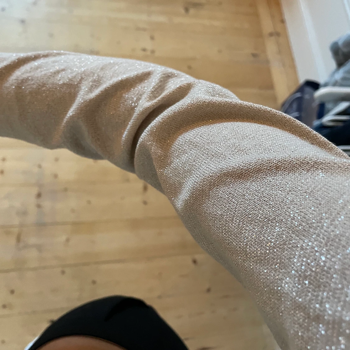 Glittrig tröja strl.s - 90