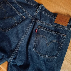 Levis 501 - Helt nya.