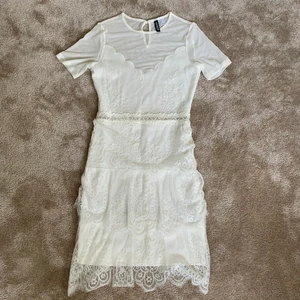 Klänning från hm - Har aldrig använts, är som ny