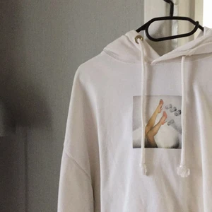 Hoodie - Hoodie i väldigt bra material och i väldigt bra skick