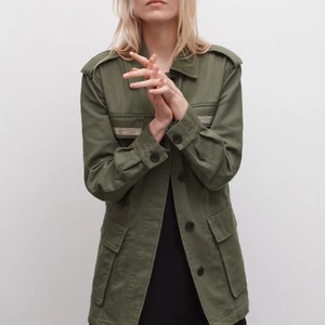 Army jacka Zara - Stl M som ny! Slutsåld! Supersnygg till hösten!