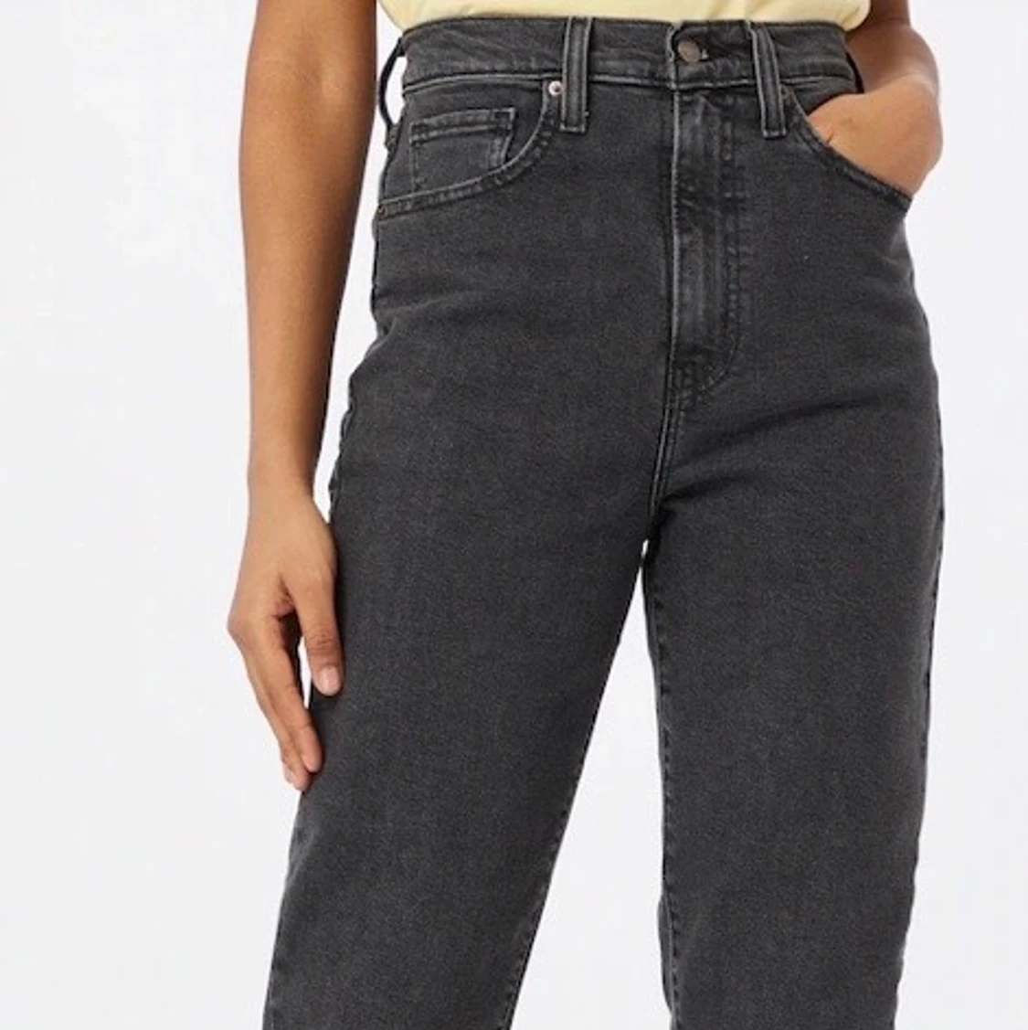Levis mom jeans  - 90