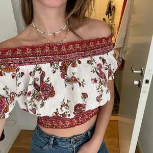 Forever 21 top. Size S. In perfect condition