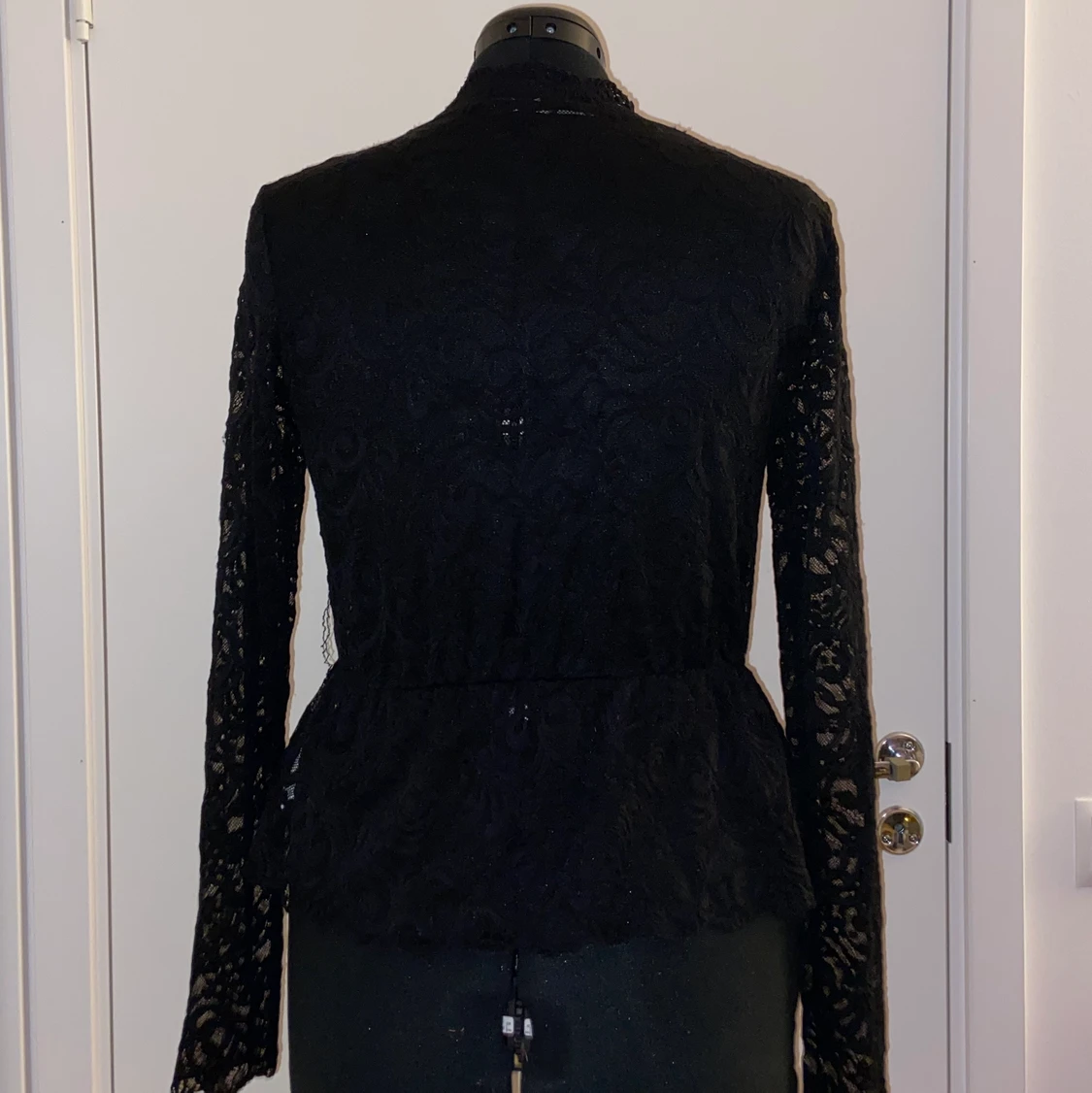 Svart Spetstopp - 90