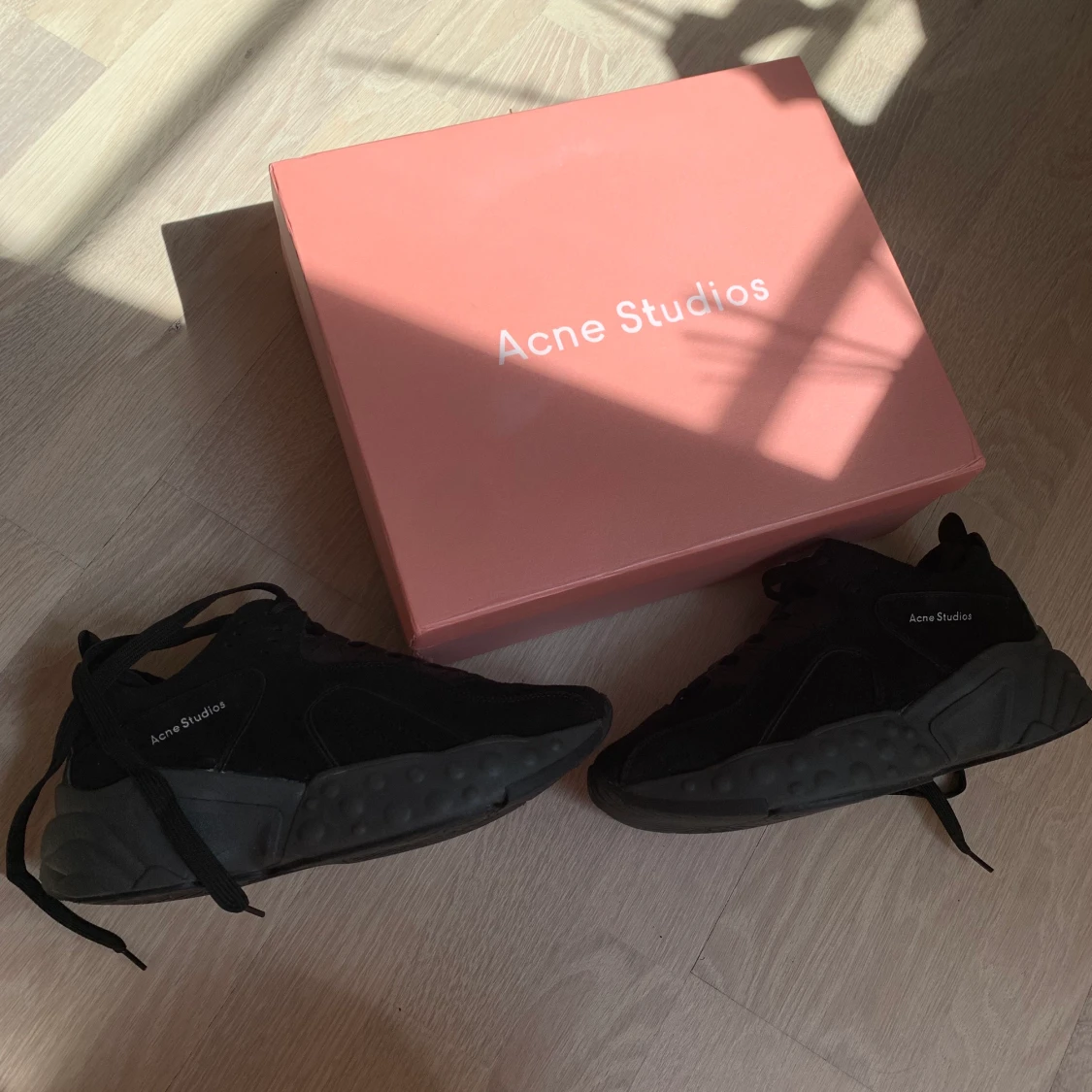 Acne Studios Manhattan Skor