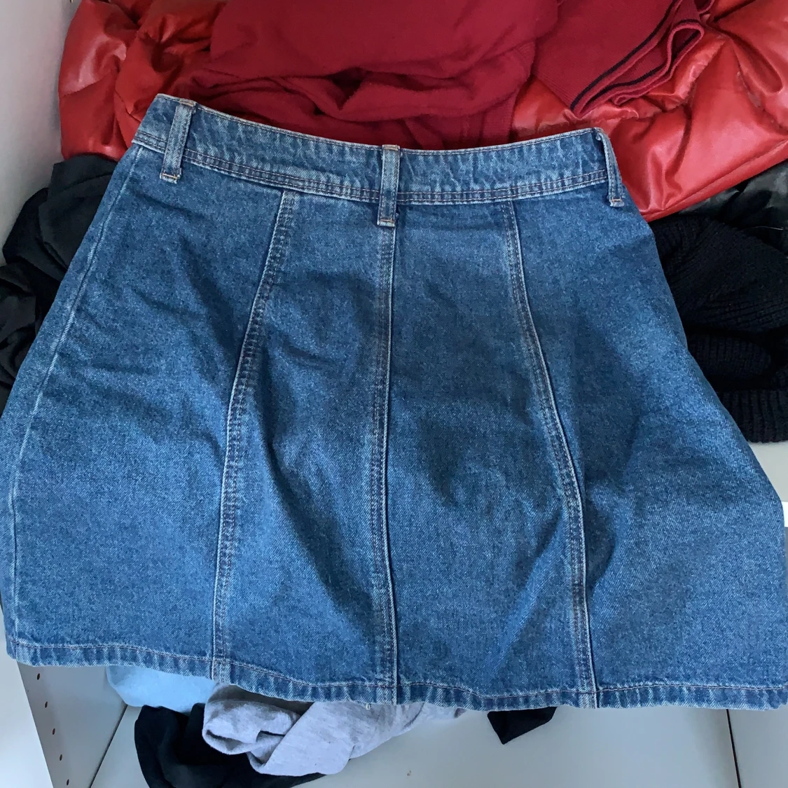 Kjol från H&M, strl S - 90