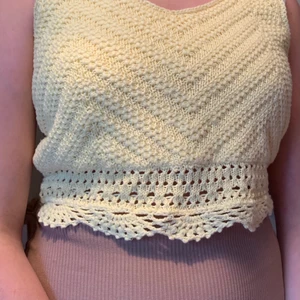 Söt linne - Knappt använt. Väldigt sött linne💓💭🎸🎸