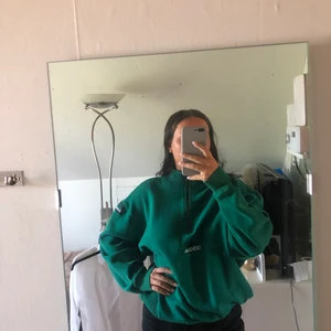 Fin adidas sweatshirt - snygg grön oversized adidas sweatshirt