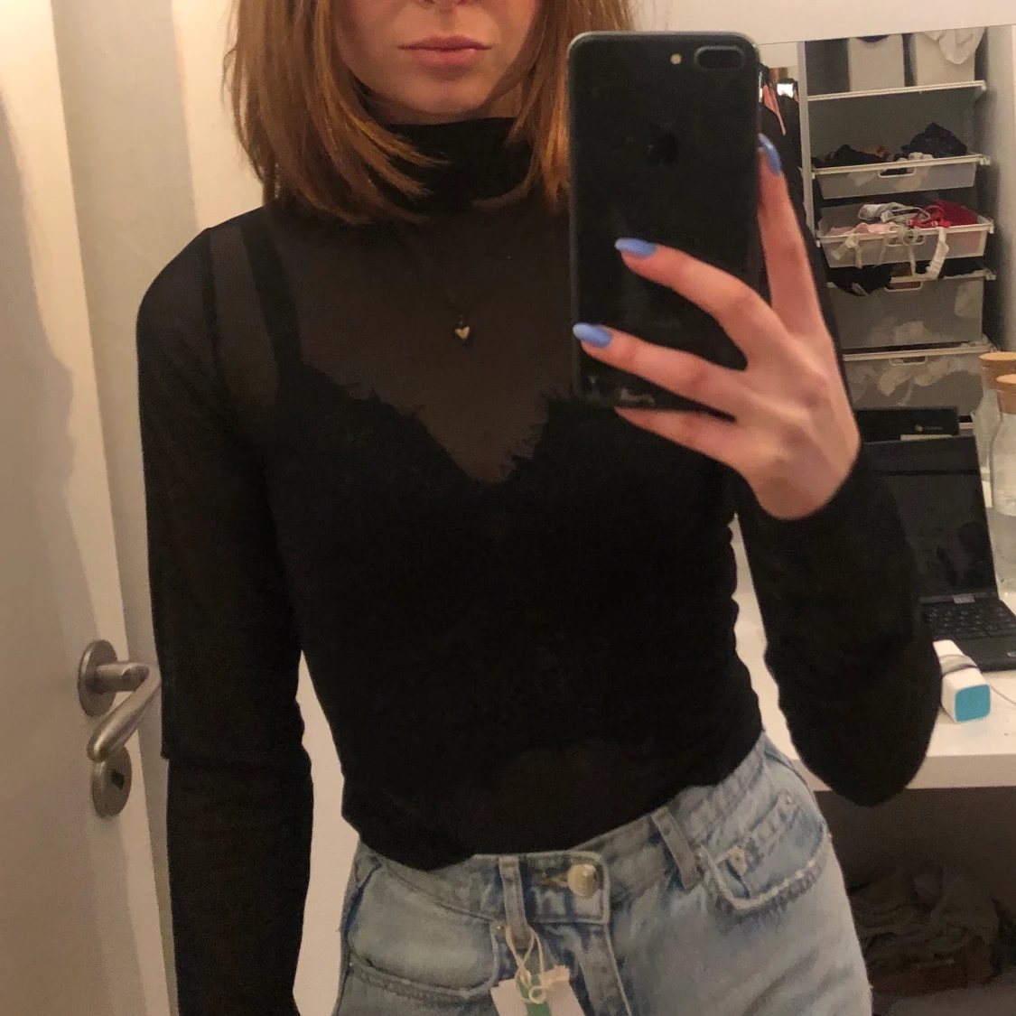 Fin svart  mesh tröja