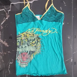 Ed Hardy  - Säljer en tröja från ed hardy i storlek s/m. Köparen står för frakten