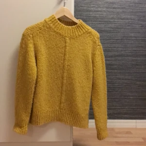 Mango knited - Mango kniter. Size s. Warm