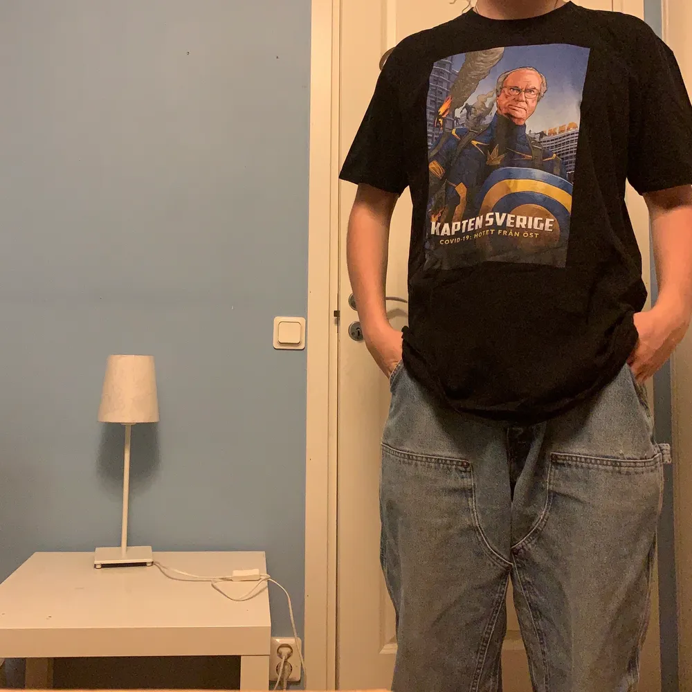 En skit najs t-shirt i storlek 2xl men är mer som xl . T-shirts.