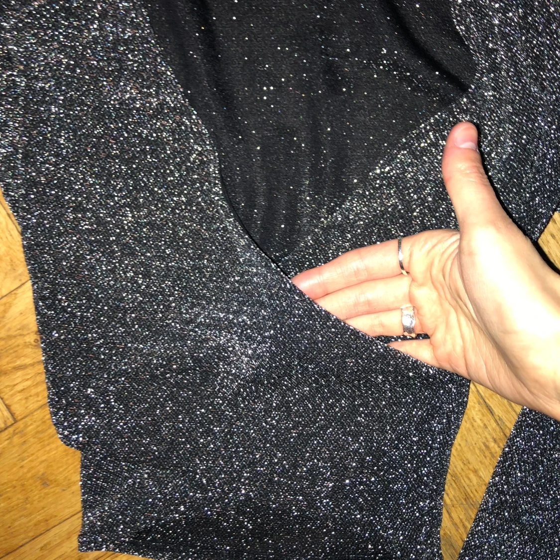 Tre snygga festtoppar - 91