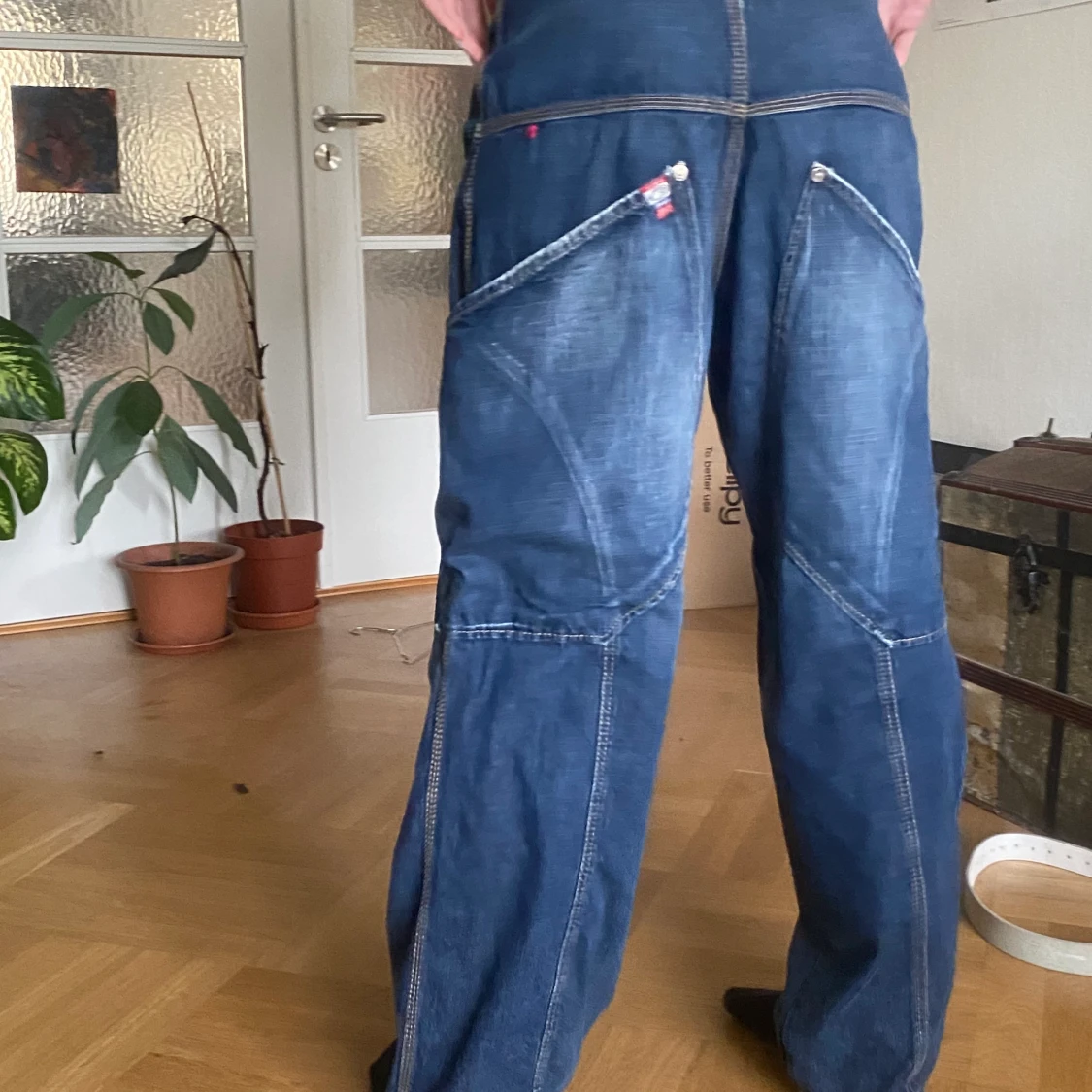 feta jeans