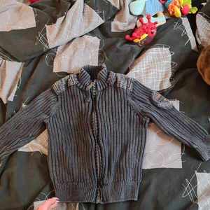 Tröja  - Tröja med dragkedja 