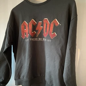 Tröja med tryck - Tröja med tryck i storlek 38 köpt på Asos