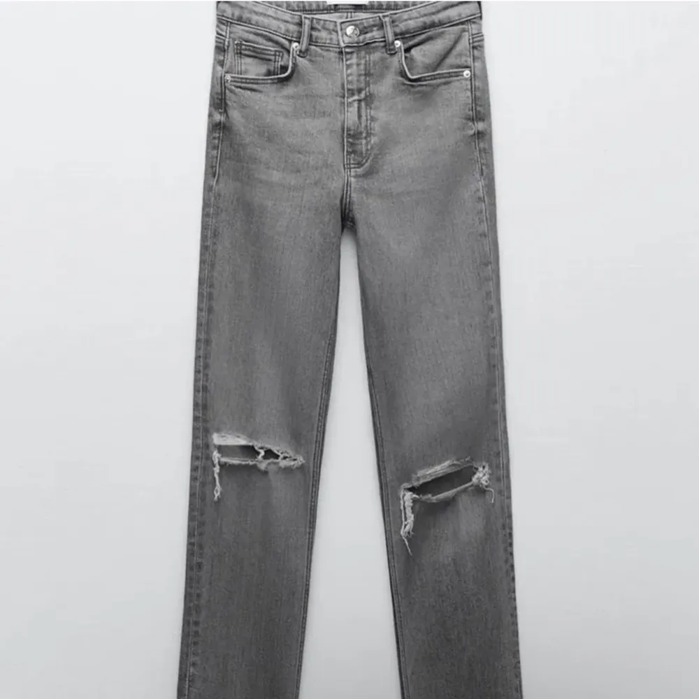 Köpta på plick i somras, stl 38, 300 kr inkl frakt. Jeans & Byxor.