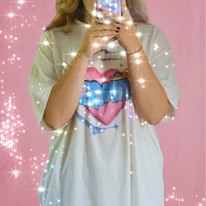 Oversized angel t-shirt  - Fin vit t-shirt med angel tryck 