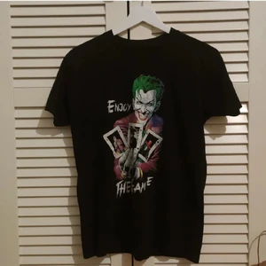 Joker t shirt - Joker t shirt i ny skick! Storlek S