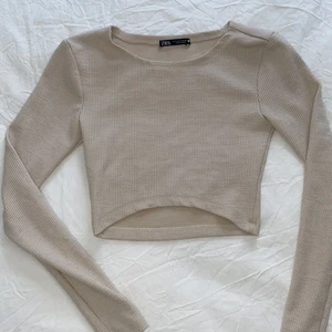Zara topp S, beige - Aldrig använd 