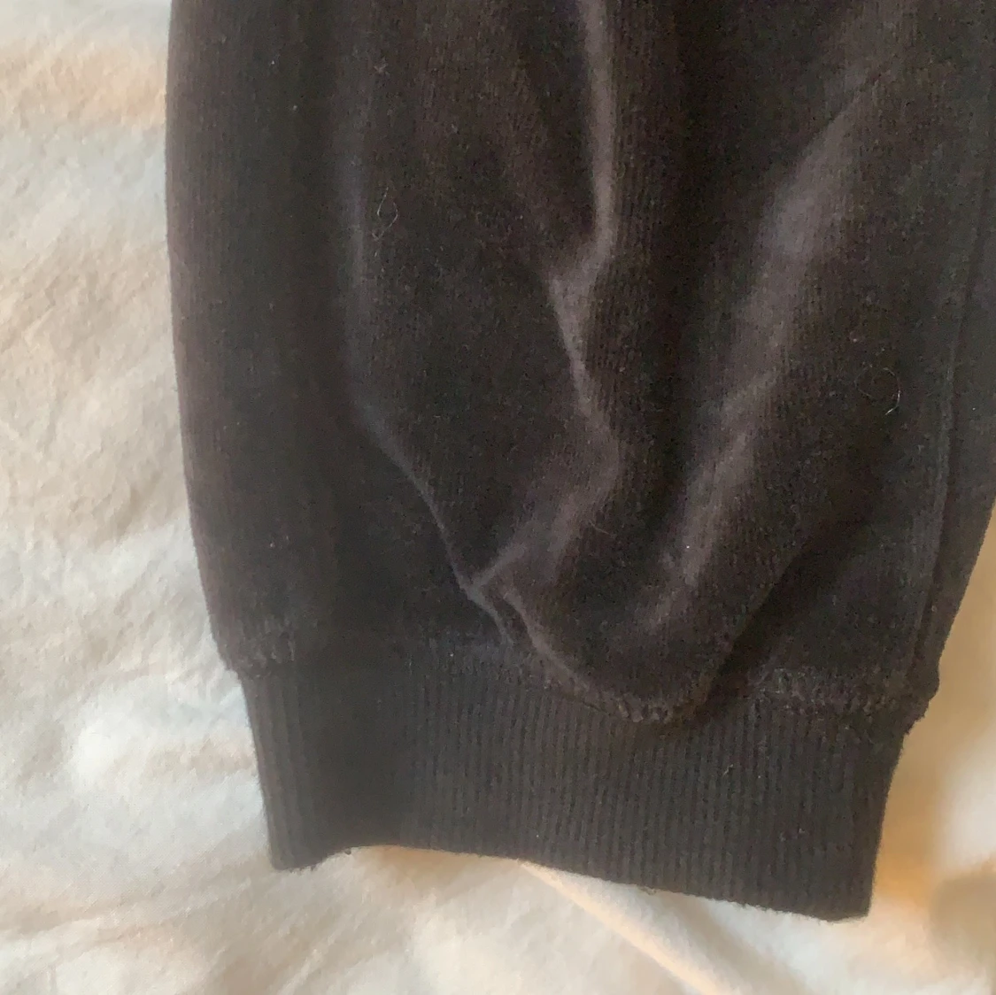 Midwaist mjukisbyxor i sammet strl xs - 91