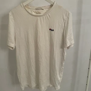 Fila t-shirt - Fila t-shirt i S-M