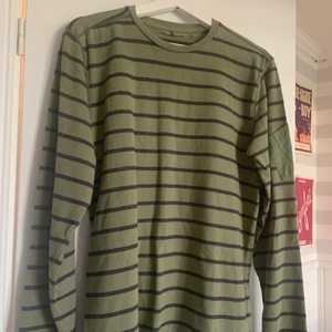 Randning tröja! - Trendig randig tröja från Sail Racing💘