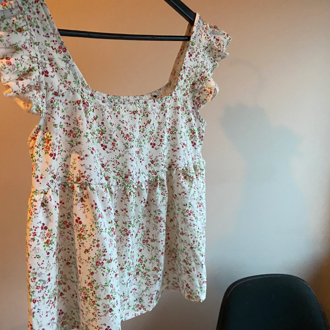 Söt blus med blommor!