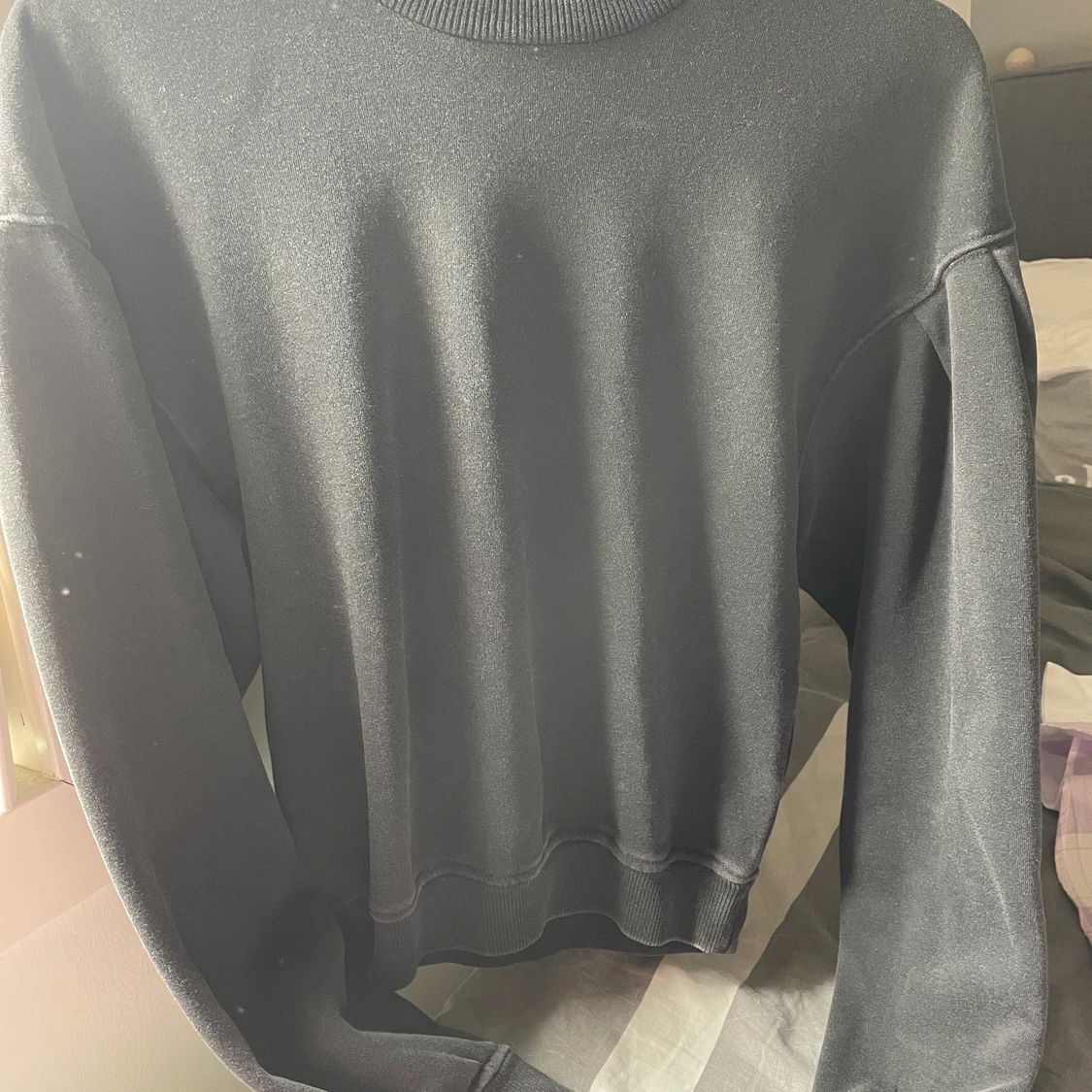 Grå collagetröja 