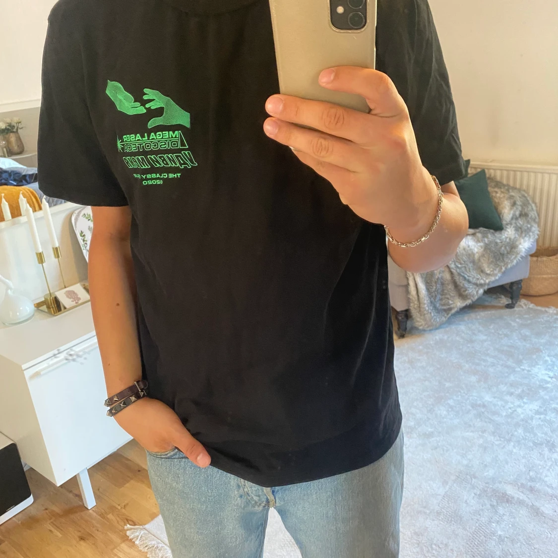 The classy issue t-shirt  - 90