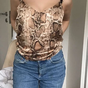 orm 🐍 linne  - orm linne i begie samt rosa färg ✨