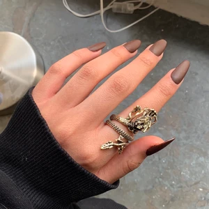 Drakring 🐉 - Skitcool drakring som tyvärr inte kommer till användning hos mig 🐲  