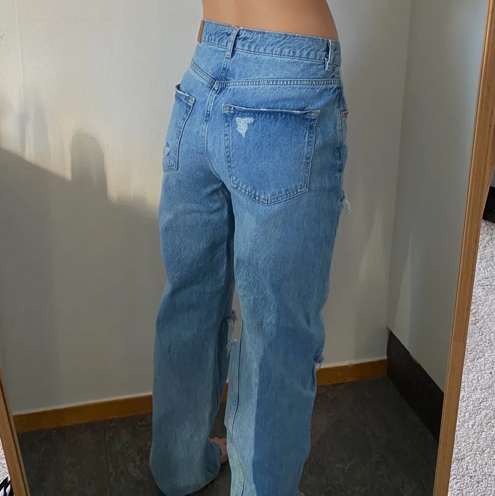 Snygga baggy jeans från Gina. Jeans & Byxor.