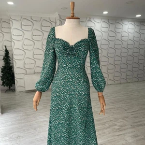 Kvinna kläder  - Olika storlek 