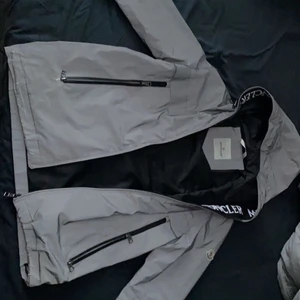 Moncler jackan - Fick den i julklapp