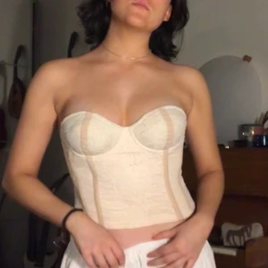 Så fin korsett!  - Säljer min älskade korsett i storlek 38 (jag har b kupa) 
