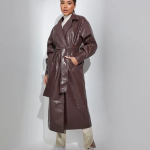 Söker!!!! - Hej är det nån som har denna jackan till salu? Storlek S-M?? Kontakta mig här privat isf.