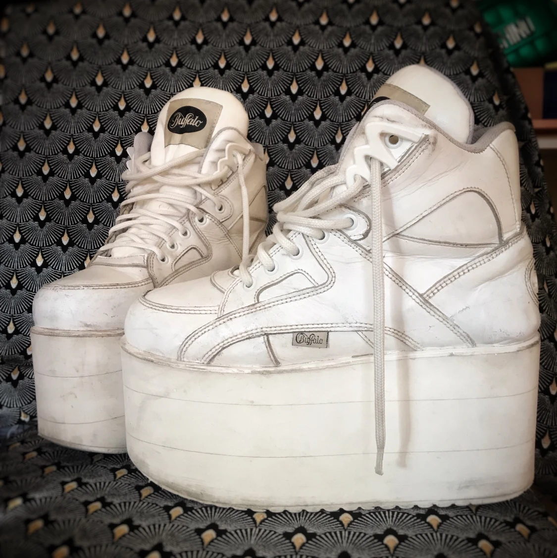 Buffalo Towers, white platform sneakers  - 90