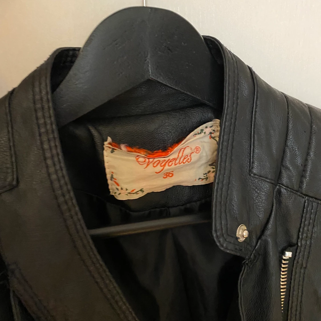 SKINNJACKA CHIQUELLE  - 90