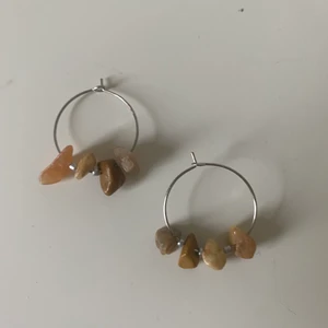 Örhängen - Egengjorda örhängen! 🤎