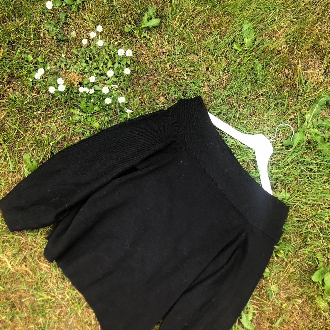 Stickad off shoulder tröja