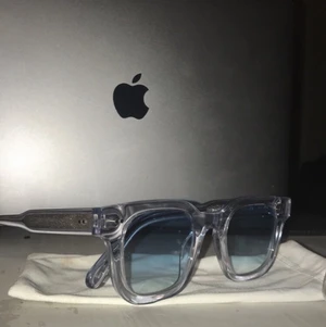 Chimi #004 Litchi - Knappt använda Chimi Lichi inköpta förra året. Jättefint skick och påse medföljer. Köp nu för 700kr!