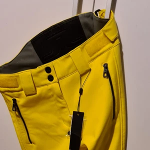 J. Lindberg Size XS - Oanvända. Storlek XS/34