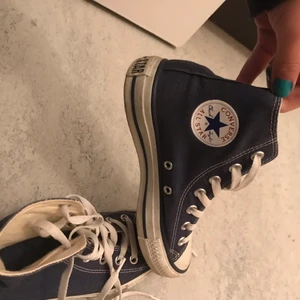 Converse  - Har använt den lite men absolut inga skador köparen står för frakten