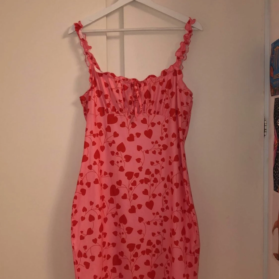 Rosa bodycon klänning